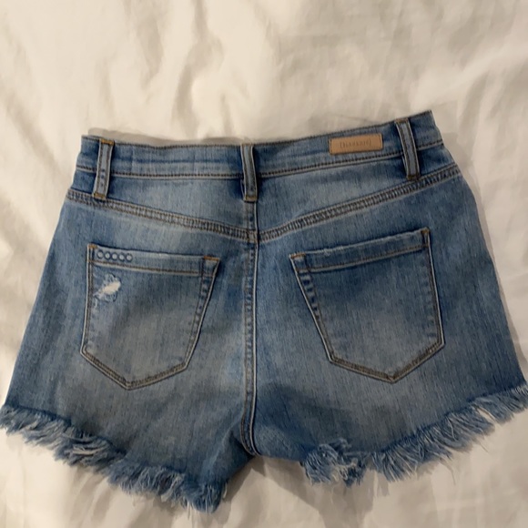 BlankNYC denim shorts - Picture 2 of 2